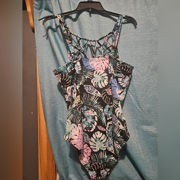 Tropical Slim Fix Push-Up One-Piece Swimsuit - Picture 3 of 6